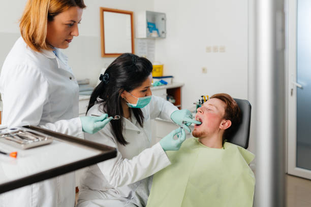 Best Emergency Tooth Extraction in Trent Woods, NC